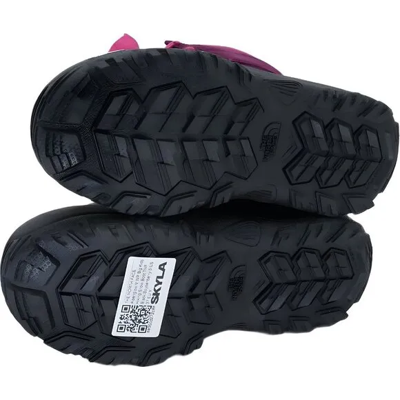 THE NORTH FACE Alpenglow V WP Big Kids Snow Boot Black/Boysenberry 5 US