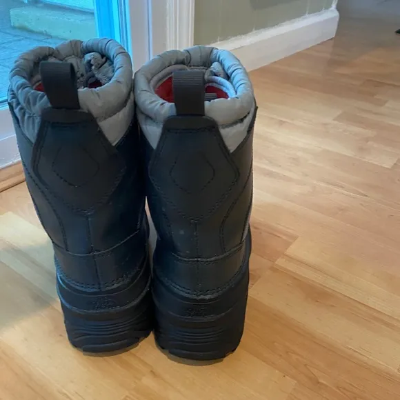 The North Face boys snow boots