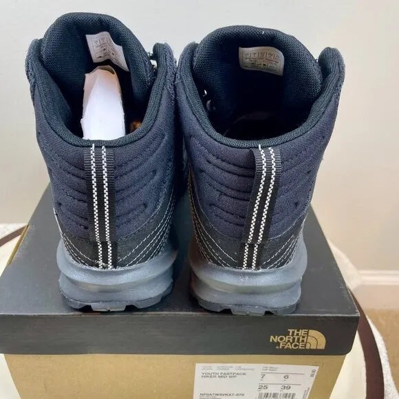 The North Face Fastpack Hiker Mid Waterproof Boots Kids 7