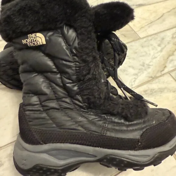 The North Face girls Toddler Size 13 Black Nuptse Faux-Fur II Down Snow Boots