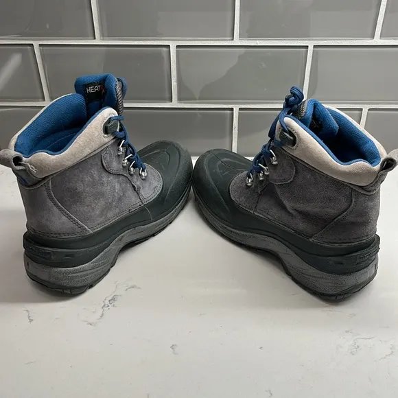 The North Face Kids (Big Kid) 4 Grey Rounded-toe Snow Boots