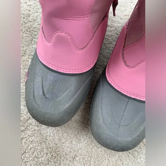 The North Face Size 4 Big Girl Greenland Heatseeker Winter Snow Boots