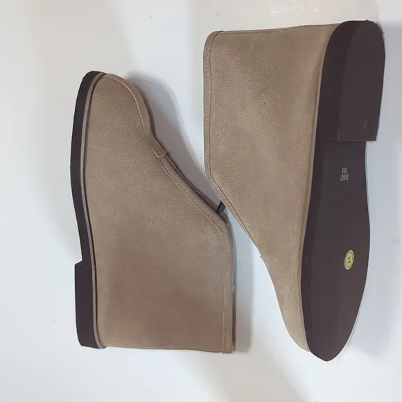 The Vermont Country Store Tan Suede Ankle Boots Size 9