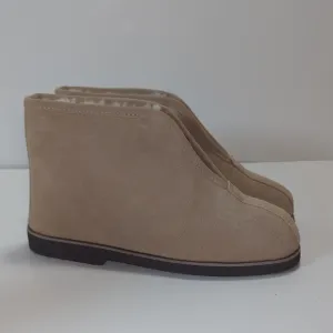 The Vermont Country Store Tan Suede Ankle Boots Size 9