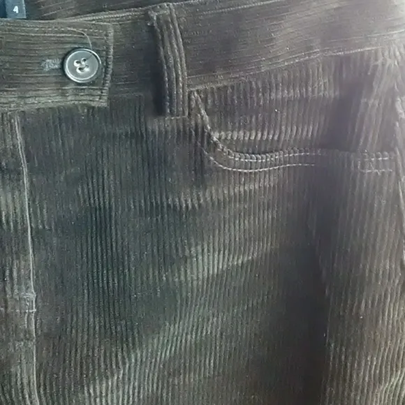 Theory chocolate brown corduroy skirt, size 4