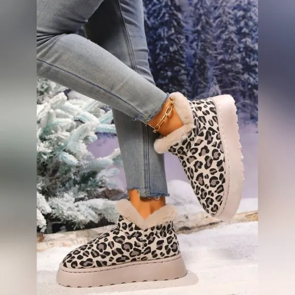 Thermal Leopard Round Toe Platform Boots