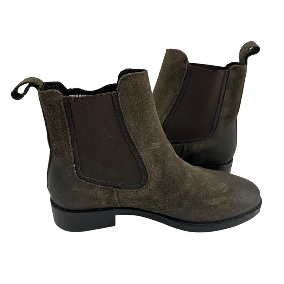 Thursday Duchess Chelsea Boots Grey Suede Size 5