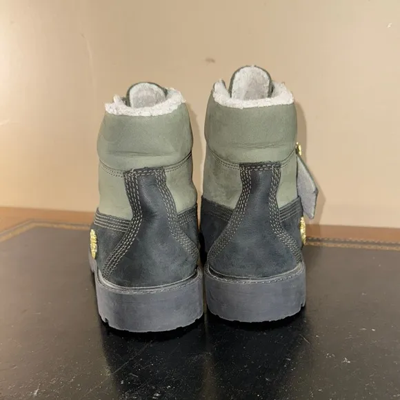 Timberland 6 inch Suede Boots Green Black Gold A2MY3-A5359 Big Kids Size 4.5Y