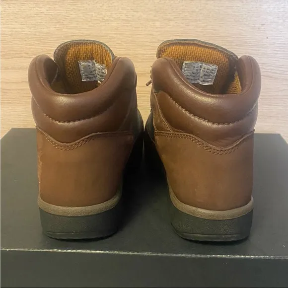 Timberland Beef &amp; Broccoli Boots Kids - SZ 3 Y