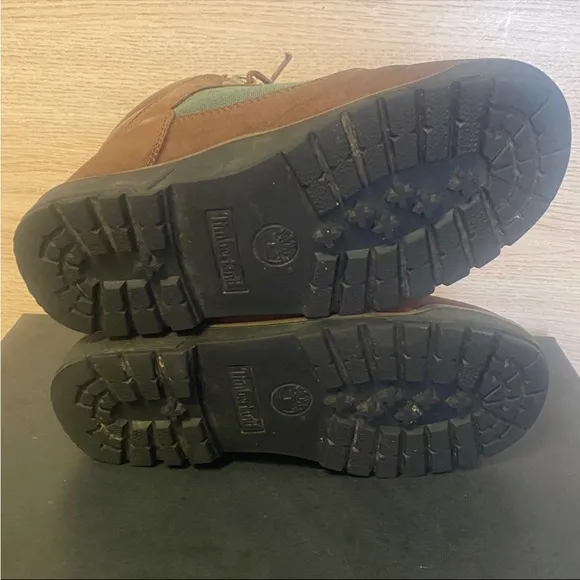 Timberland Beef &amp; Broccoli Boots Kids - SZ 3 Y