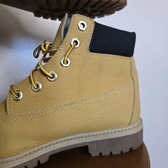 Timberland Boy's 6 inch Premium Waterproof Helcor Boots