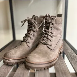 Timberland Courmayeur Valley 6 Inch Boots Women's Lace up low heel boots suede