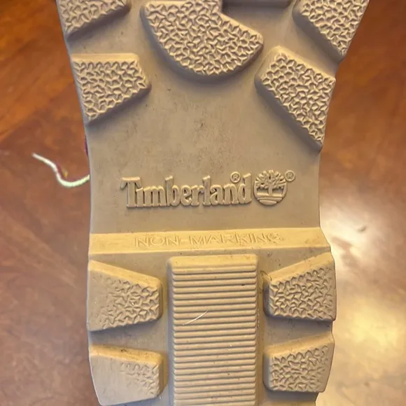 Timberland juniors boots 4.5. Waterproof boot. Wheat