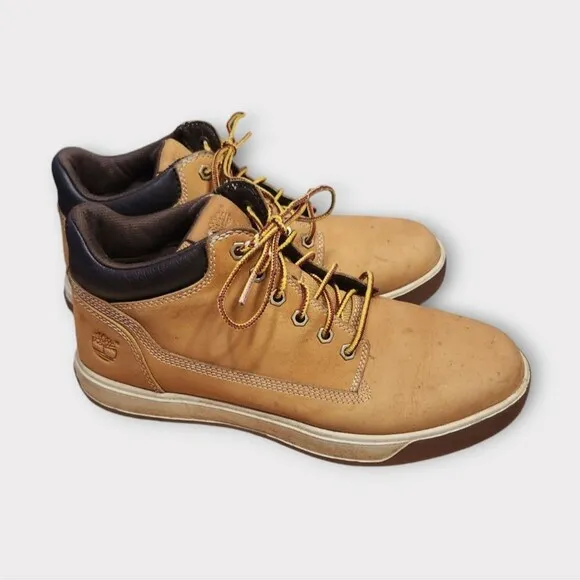 Timberland Maple Grove Leather Chukka Boots in Wheat Nubuck 10