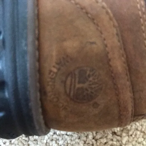 Timberland Men’s SZ 9W anti fatigue boots .