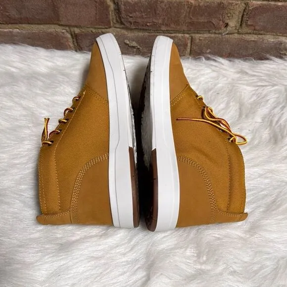 Timberland Men’s Tan Leather/Fabric Davis Square Chukka Sneaker Boots 11