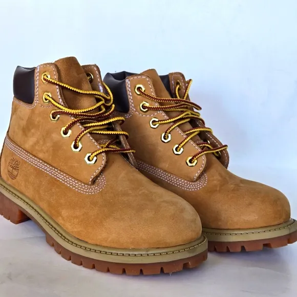 Timberland Tan Boys Leather Boots size 13