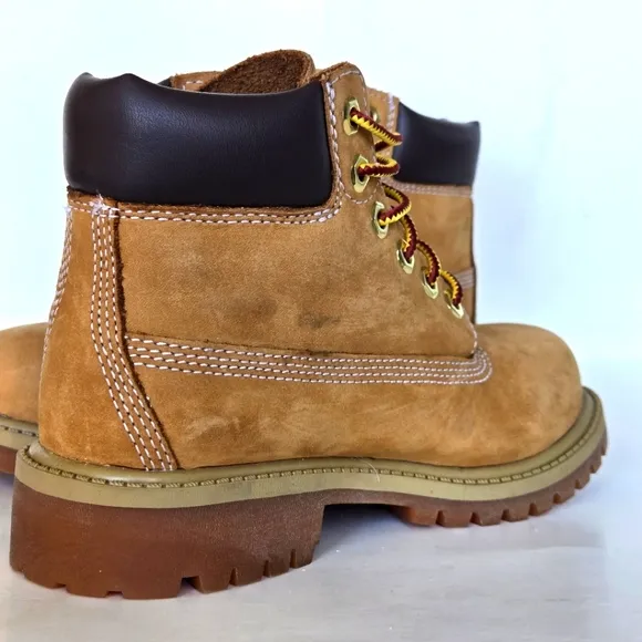Timberland Tan Boys Leather Boots size 13