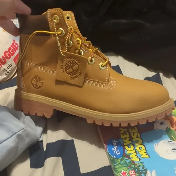 Timberland Tan Leather Boots Boys 5.5