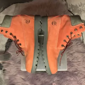 Timberland Waterproof Ladies Boots in Salmon &amp; Grey