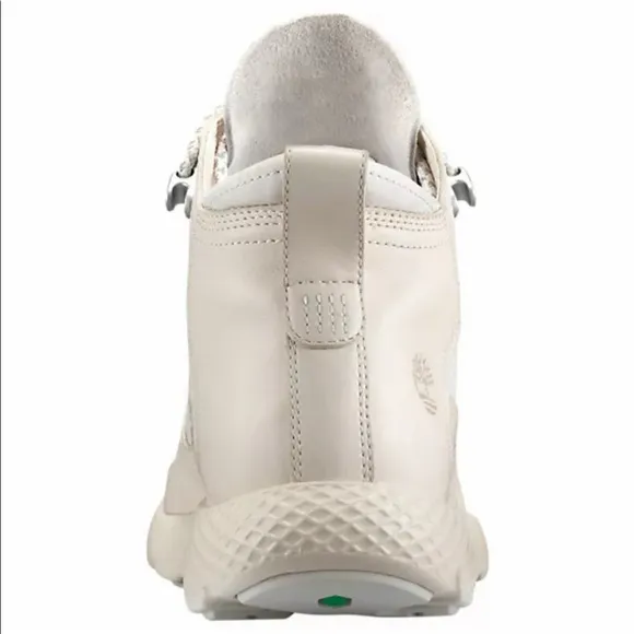 TIMBERLAND WOMEN'S FLYROAM™ HIKER BOOTS