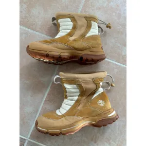 Timberland Youth Kids Waterproof Thermolite Boots Shoes‎ Wheat Size 1.5