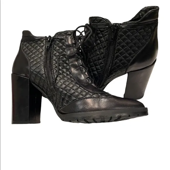 To Be Black Leather High Heel Booties Boots Made in Spain