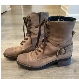 Toas Womens Crave Boots EU 40 US 9 9.5 Tan Brown Suede Leather Mid Calf Gorpcore