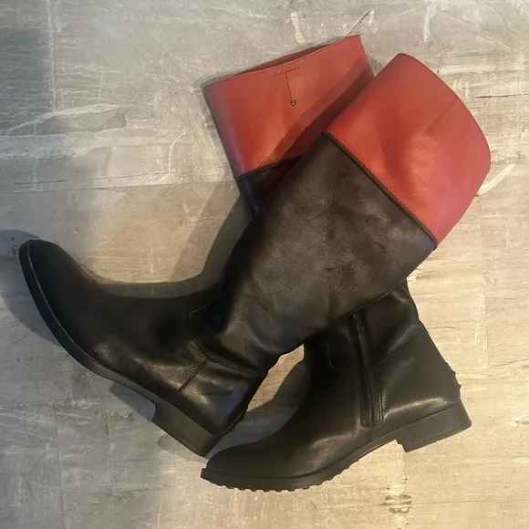 TODS  women’s two tone riding boots size 9 exc cond