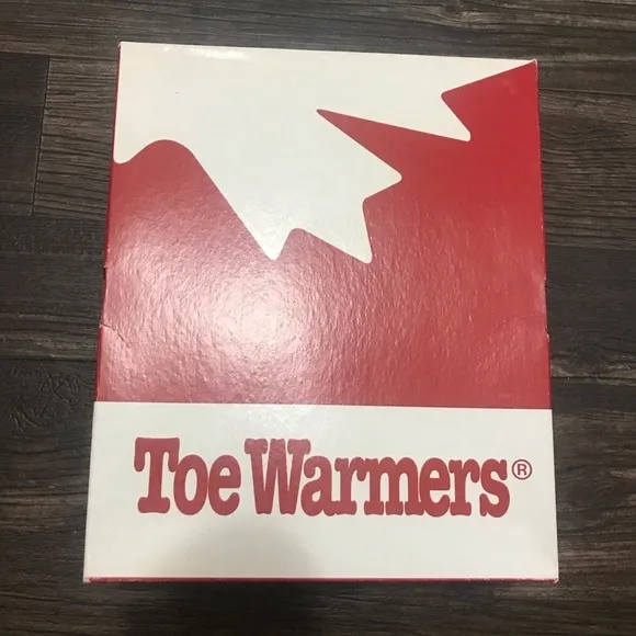 Toe Warmer boots chocolate brown lace up with hooks round toe thermal inside