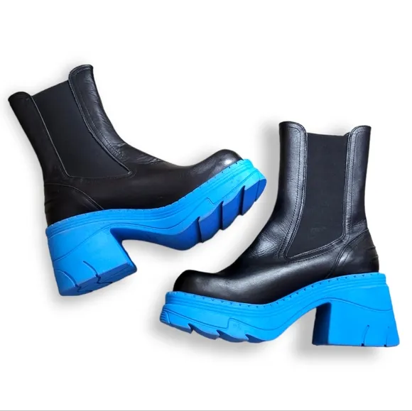 TOPSHOP Haiti Chunky Heel Platform Chelsea Boots in Black and Blue 7