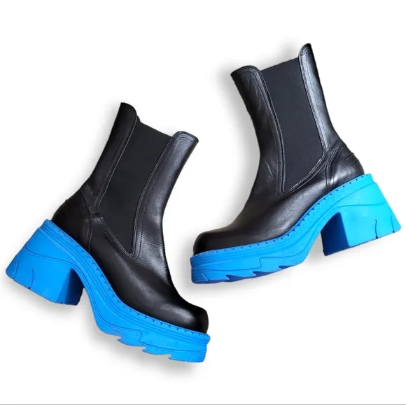 TOPSHOP Haiti Chunky Heel Platform Chelsea Boots in Black and Blue 7