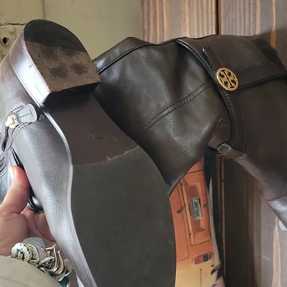 TORY BURCH BROWN LEATHER  KNEE HIGH RIDING BOOTS