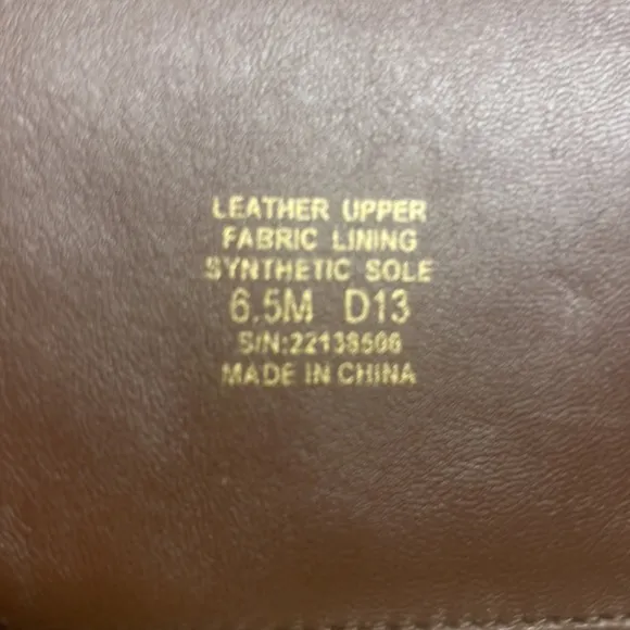 Tory Burch Kiernan 35MM Tumbled Leather Riding  Boots Almond 6.5M