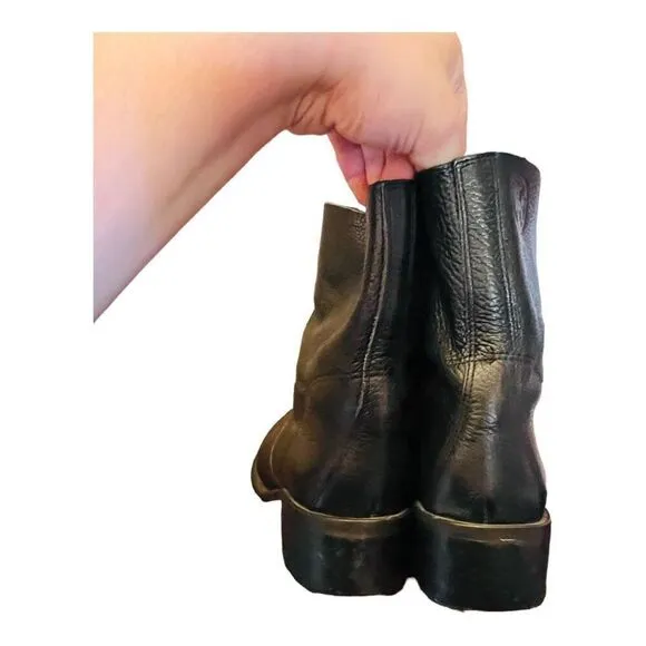 Tory Burch Siena Black soft Leather Ankle Boots Size 8 pull on booties designer