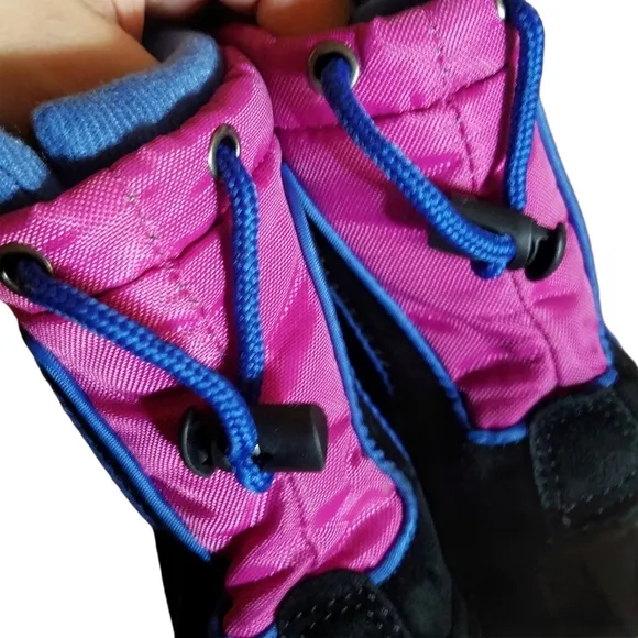 TOTES Girl's Snow boots Balck &amp; Pink Tie Knot Closure Size 8