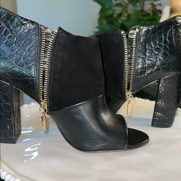 Trina Turk Black Heeled Boots with Chunky Heel