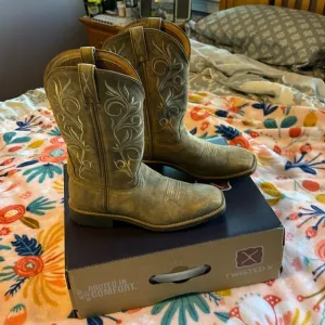 Twisted X Bomber Cowgirl Boots