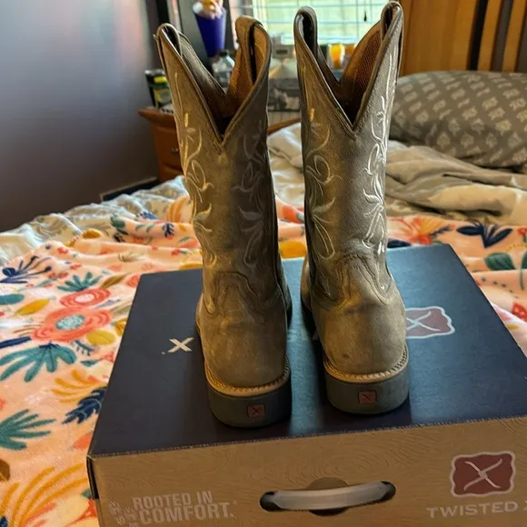 Twisted X Bomber Cowgirl Boots