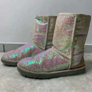 Ugg 1003511 Women’s White Iridescent Sparkle Sequins Classic Boots Size 9