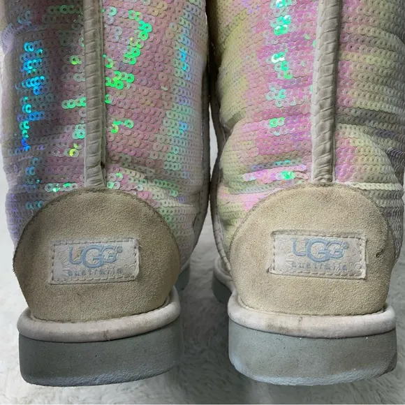 Ugg 1003511 Women’s White Iridescent Sparkle Sequins Classic Boots Size 9