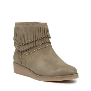 UGG Adriana Wedge Fringe STUDS Leather Ankle Boot SAHARA TAN Boho Bohemian US 9