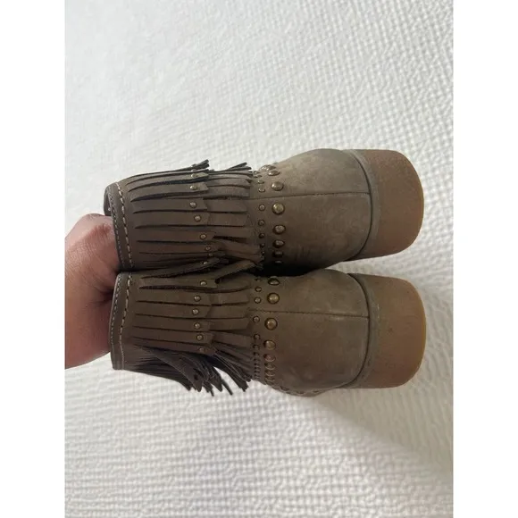 UGG Adriana Wedge Fringe STUDS Leather Ankle Boot SAHARA TAN Boho Bohemian US 9