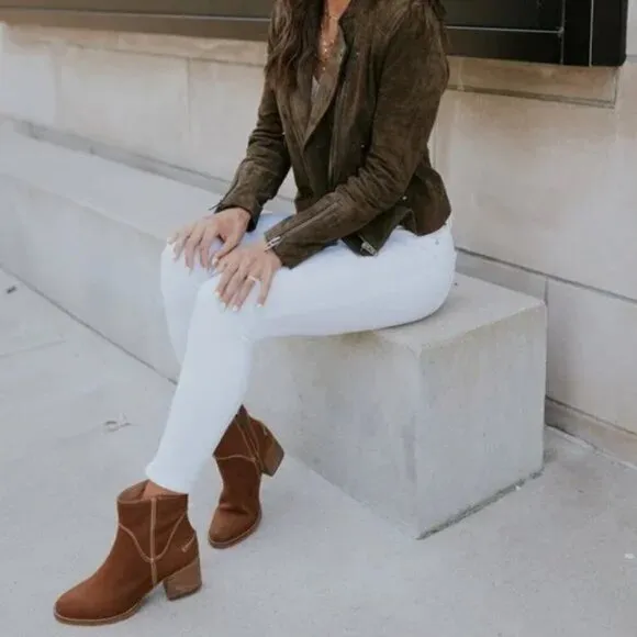 UGG Annie Chestnut Brown Tan Leather Heeled Ankle Booties Boots Western Size 7