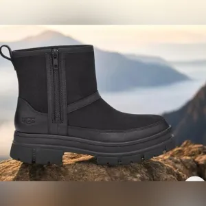 UGG Ashton Zip Women’s Boots