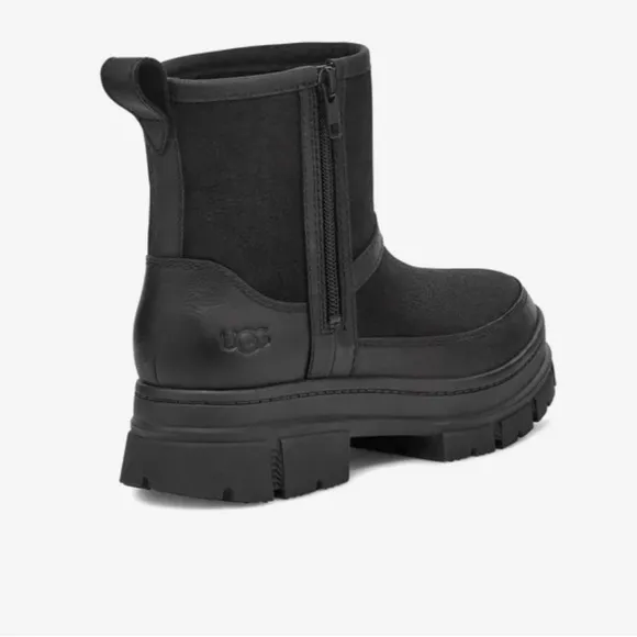 UGG Ashton Zip Women’s Boots