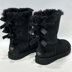 UGG Australia Bailey Bow II Black Suede Shearling Winter Boots Women's Size 6