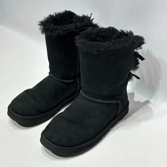 UGG Australia Bailey Bow II Black Suede Shearling Winter Boots Women's Size 6