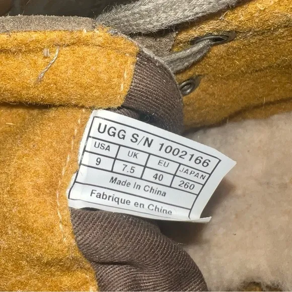 UGG Australia Calynda Olive Suede Ankle Boots