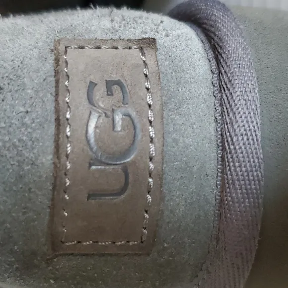 Ugg Australia Mini  Bailey Bow II Boots Winter Snow Gray Women's Woman's SIZE 7